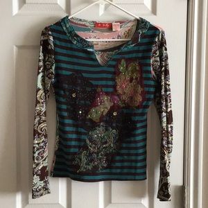 Multi colored bead long sleeve tee